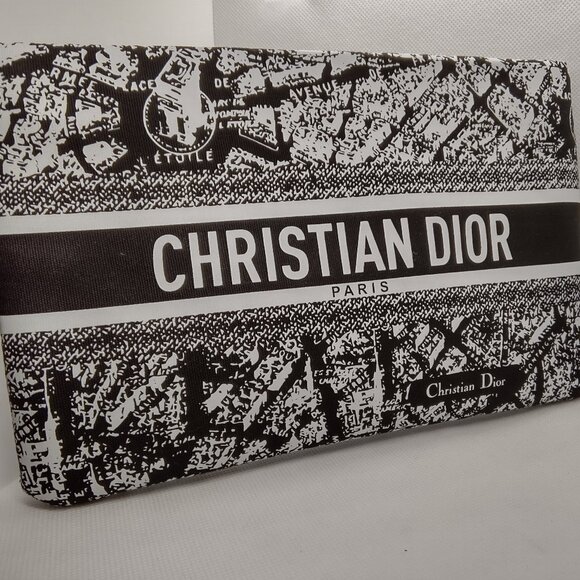 Dior Cosmetics Case - Black and White - Picture 1 of 8